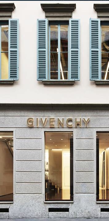 givenchy milano sant& 39|Givenchy in , .